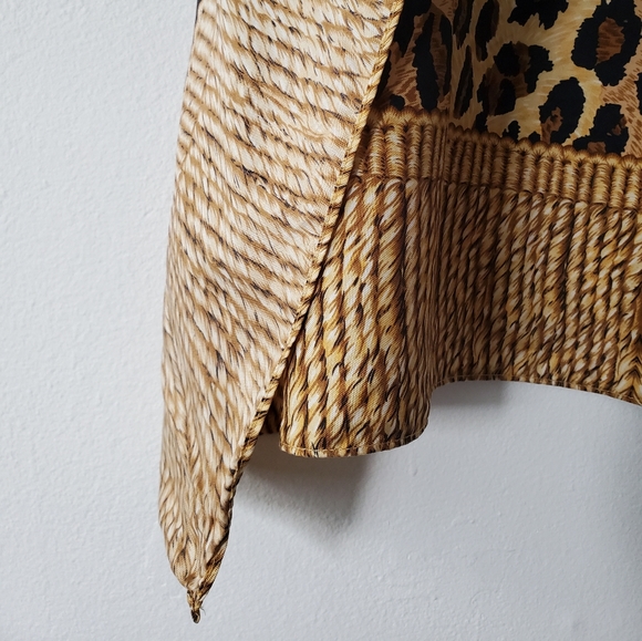 Leopard Scarf - Picture 5 of 6